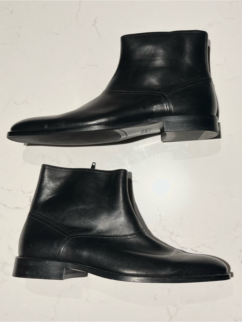 Johnston & Murphy • 10.5 • Men's Side Zip Chelsea Black Leather Dress Boots